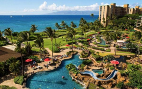 LUXURY mountain view resort condo with large private balcony